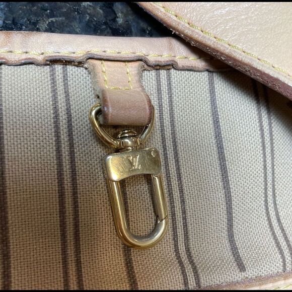 Louis Vuitton Delightful GM - Picture 10 of 12